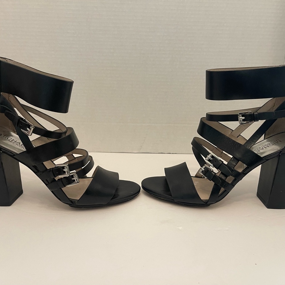 Michael Kors Black Winston Black Leather Heels Size 8M